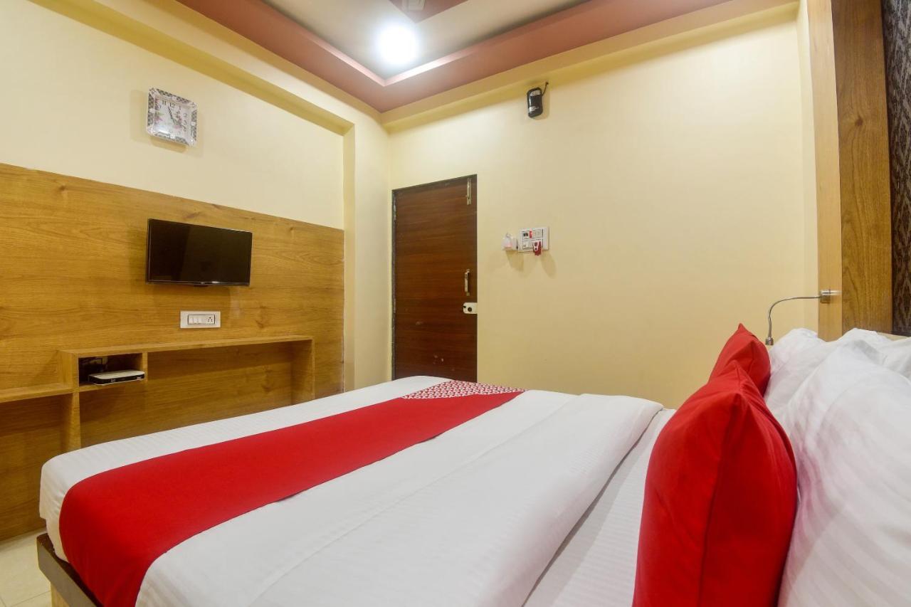 OYO 60773 Ruchita Loadging & Boarding Hotel Mumbai Exterior foto