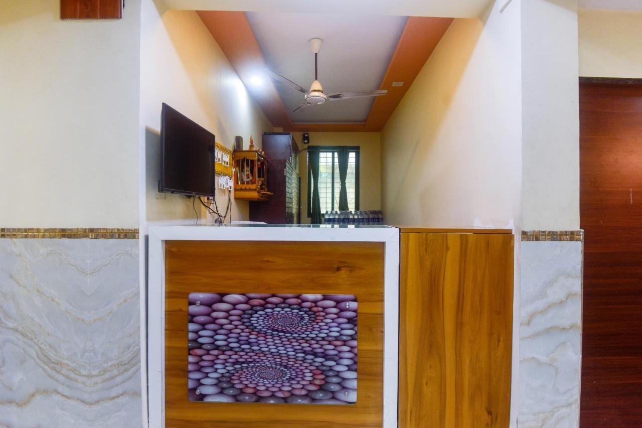 OYO 60773 Ruchita Loadging & Boarding Hotel Mumbai Exterior foto