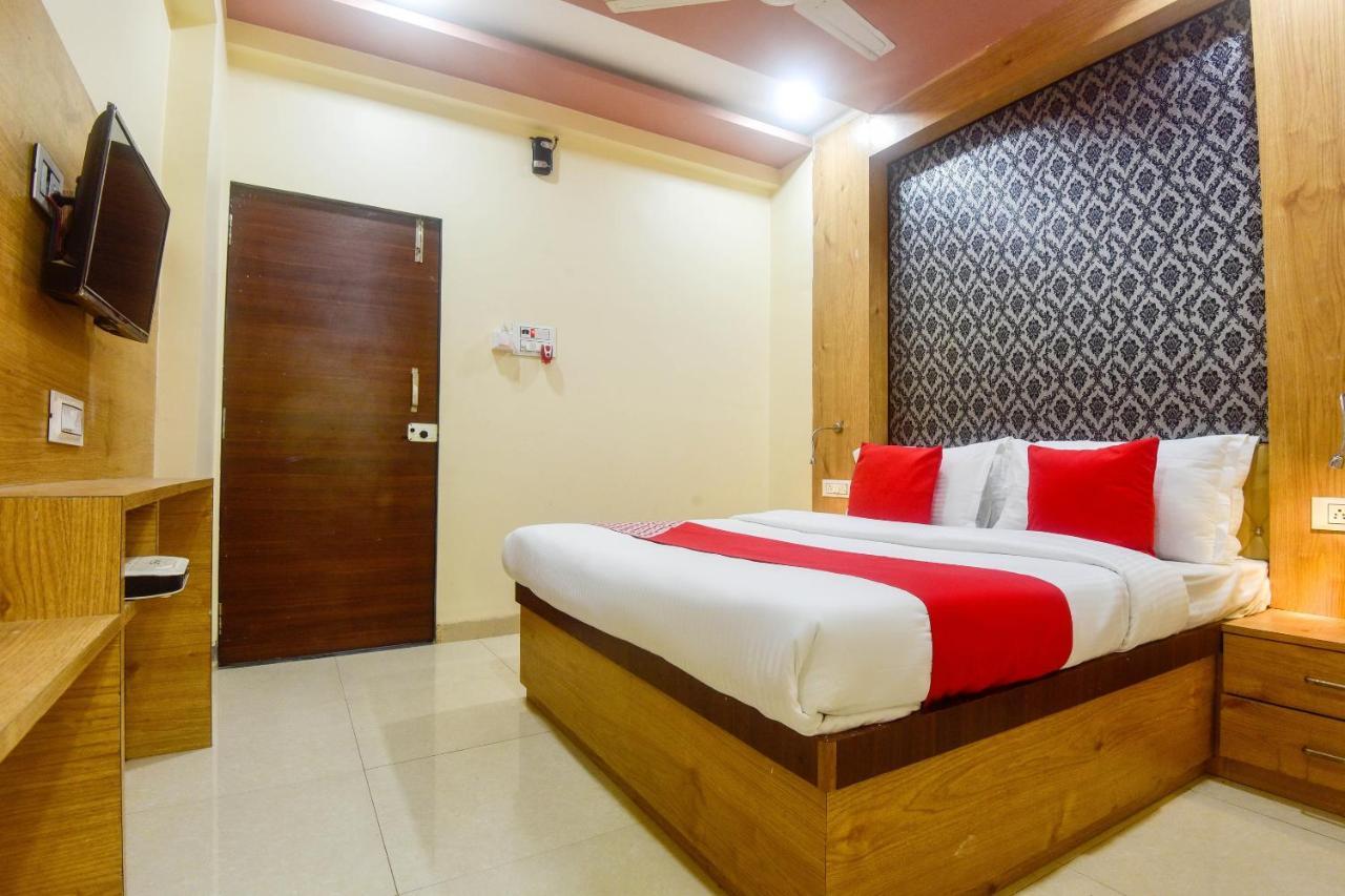 OYO 60773 Ruchita Loadging & Boarding Hotel Mumbai Exterior foto